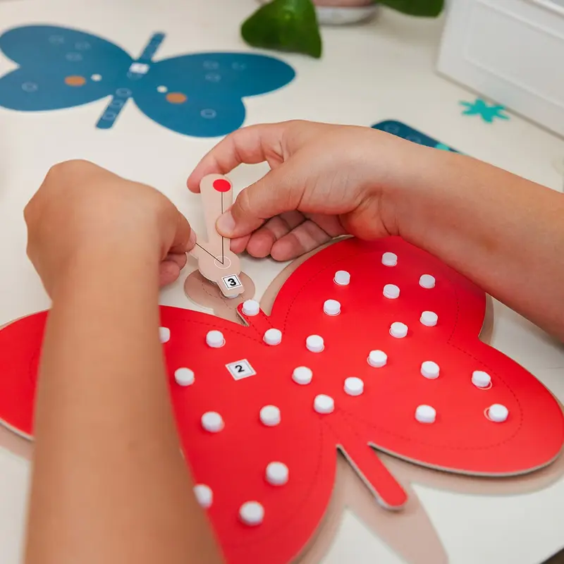 חיות קיר פרפר - Kipod