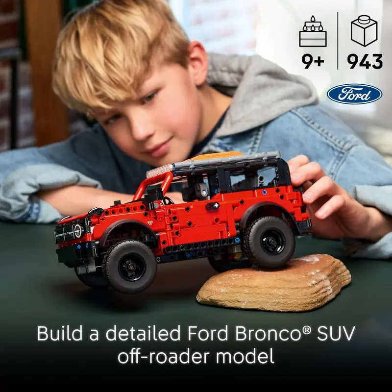 לגו טכניק מכונית lego - Ford Bronco SUV 42213