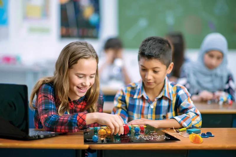 פוסטר מערכת השמש מוארת בתלת ממד - 4M