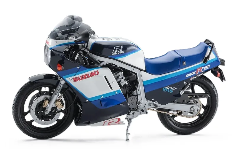 אופנוע להרכבה סוזוקי -Hasegawa