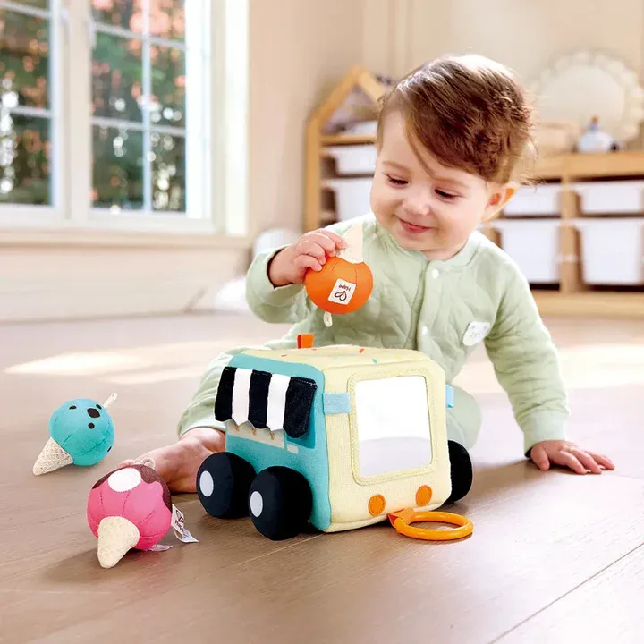 האפה קוביית פעילות משאית גלידה - Hape