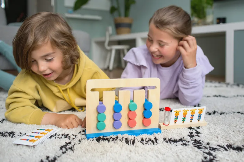 אתגר הג’ירפה – משחק התאמה עם כרטיסיות דגם - BS Toys