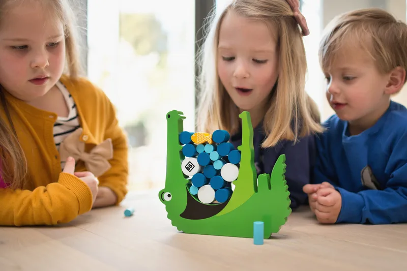 האכילו את הקרוקודיל – משחק קורדינאציה מרתק - BS Toys