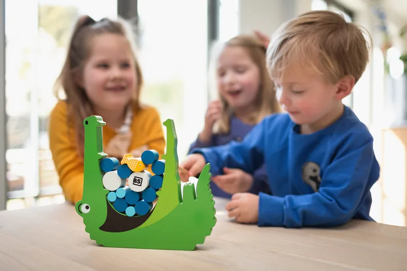 האכילו את הקרוקודיל – משחק קורדינאציה מרתק - BS Toys