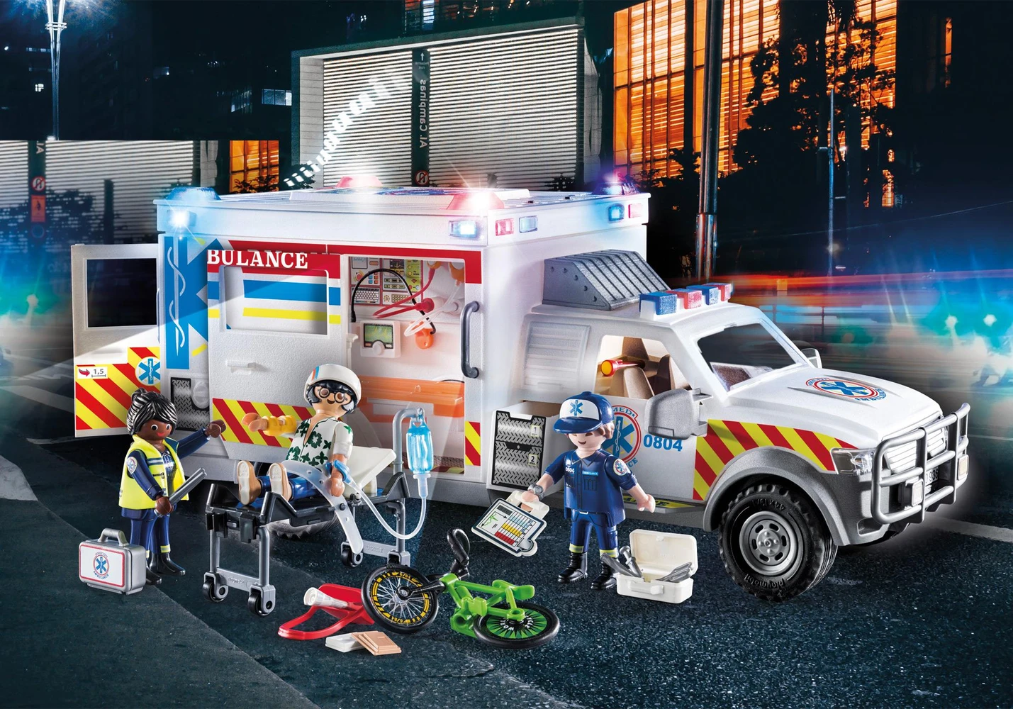 פליימוביל אמבולנס עם אורות וצלילים 70936 - Playmobil