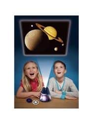 מקרן שקופיות ומנורת לילה חלל 3