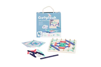 משחק הרכבה מונטסורי לוח פינים לפי דגמים - BS Toys