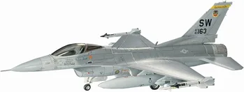 מטוס להרכבה F-16C בז - Hasegawa